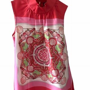 Vineyard Vines Silk Top Size 4. Perfect condition!